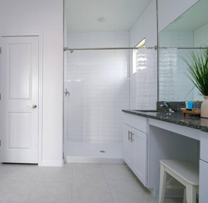 Modern Oasis! 3Br Townhouse In A Lagoon Community Wesley Chapel Eksteriør bilde